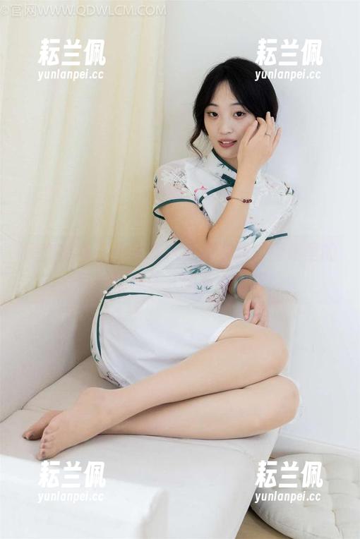 物恋传媒 - 小飞啊水手服在线，图集里的每一张都让人想多看几眼！