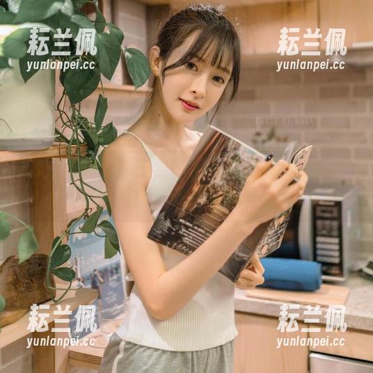 万万没想到！王羽杉用透明的cos挑战世间道德，下载量爆表！