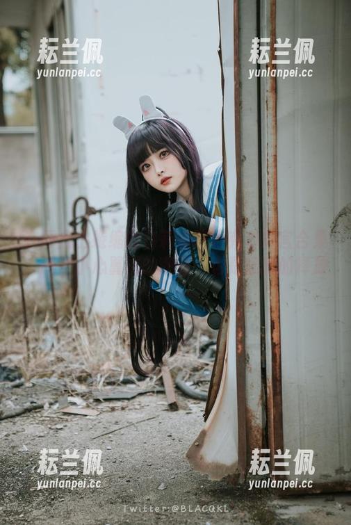 在网盘上蜷缩的白莉爱吃巧克力宵宫合集，既是小心翼翼的窃喜，也是恣意的释放。