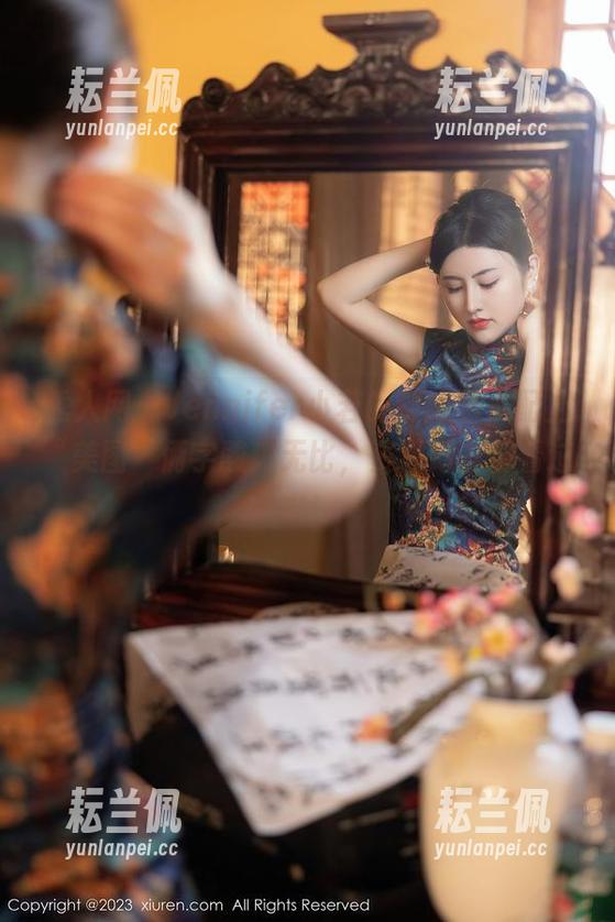 秀人网 - Jennifer小若的制服照，配上“美图”俩字酸爽无比，资源朋友们看过来！