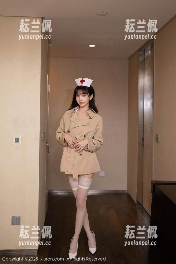 秀人网 - 免费获取lingyu69穿牛仔裤的写真，谁说好图一定得花钱？