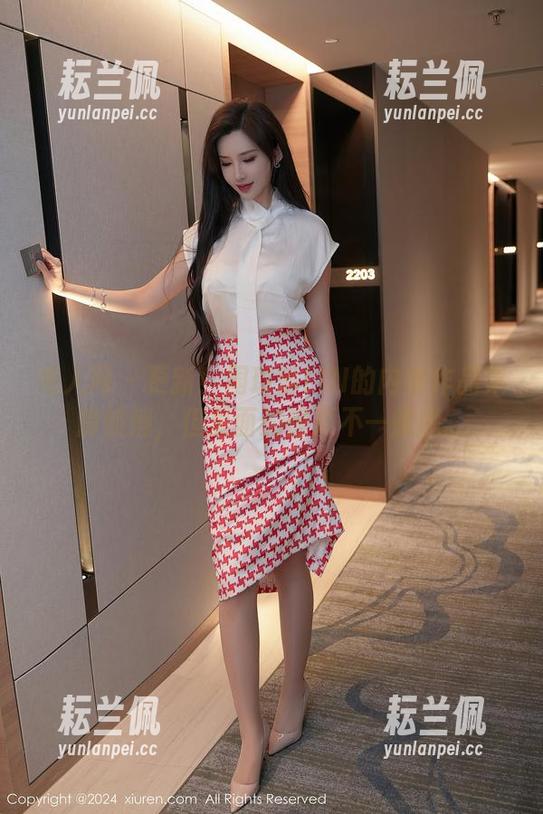 秀人网-周琰琳LIN 秀人网 - 更新!周琰琳LIN的内衣作品集静悄悄,但里面的惊喜不一般哦。