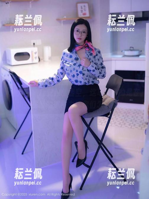 秀人网 - 唐安独创镂空，这写真真的是在挑战我的想象力！你们怎么看？