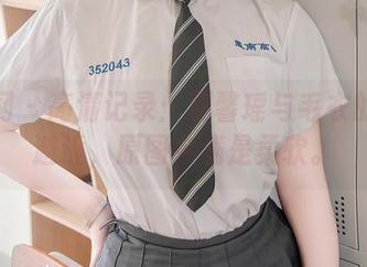 秀人网 – 高清记录：夏馨瑶与毛衣的甜蜜邂逅，原图中满是柔软。