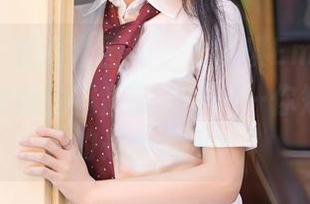 秀人网 – 在这套图里，大琪琪Emily的瑜伽姿势和我的锅盖差不多……你知道我说的是什么吧？
