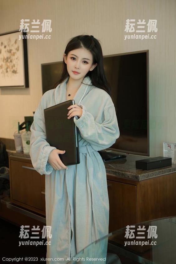 秀人网-灿宝 秀人网 - 灿宝的御姐写真集:更新后的小心思都在里面哦!