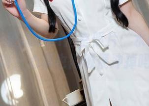 秀人网 – 黄婧GIGI浴室照片：水都是从天而降，心事也得顺便冲掉吗？