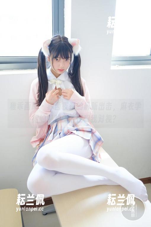 稚乖画册 - 赤西夜夜的最新出击，麻衣学姐的照片仿佛在和我对视？