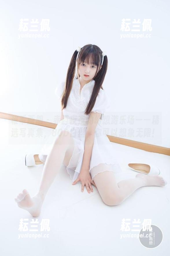 稚乖画册 - 赤西夜夜的幻想游乐场——精选写真集，80D白丝，你可以想象无限！