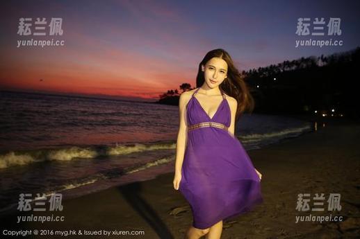 美媛馆 - 分享Manuela玛鲁娜奶牛写真：有时候，牛才是最懂找角度的那只！