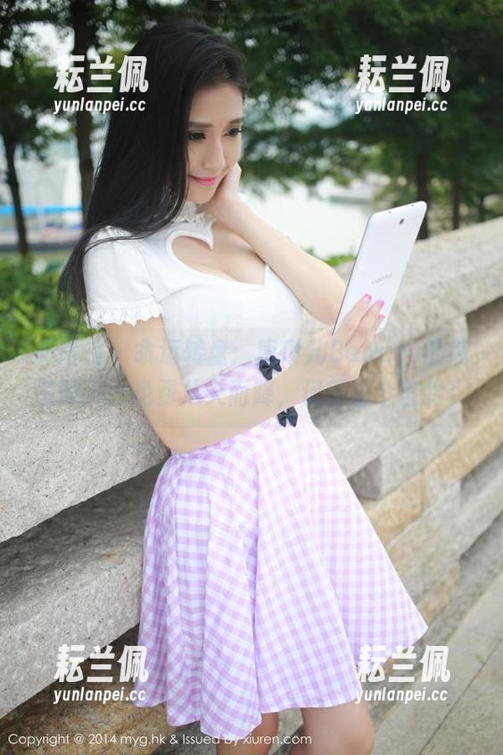 美媛馆 - 命运转盘：唐琪儿Beauty的纯白照片，免费从天而降，记得留个言哈！