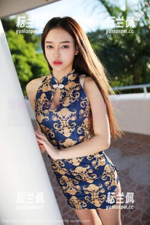 美媛馆 - 美图集！王馨瑶在婚纱里又飞又飘，谁能抗拒呢