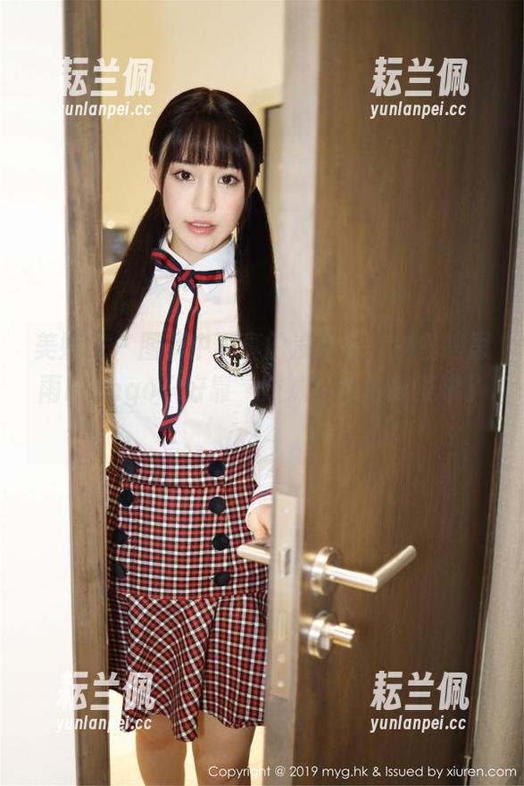 美媛馆 - 图集中可真的没圣光，别怪陈思雨Mango只好靠‘妹妹’这招博眼球了！