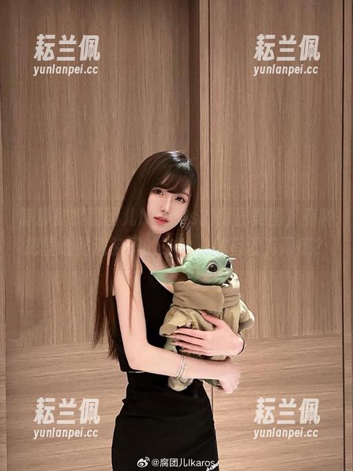腐团儿Ikaros 静静欣赏腐团儿Ikaros的师匠美图,有种把壁纸贴满脑子的冲动,你有没有同感?