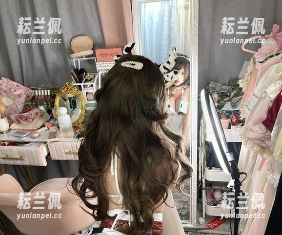 谁说小红帽只能戴着？看芊川一笑MNK的图包分享