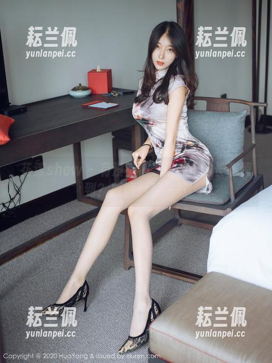 花漾show - 有没有被玥儿玥er的长腿惊到？原图颜值一览