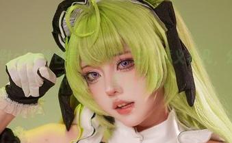 看！菌烨tako纯白美图中的‘白’意义非凡，分分钟拿下‘白’首富称号。