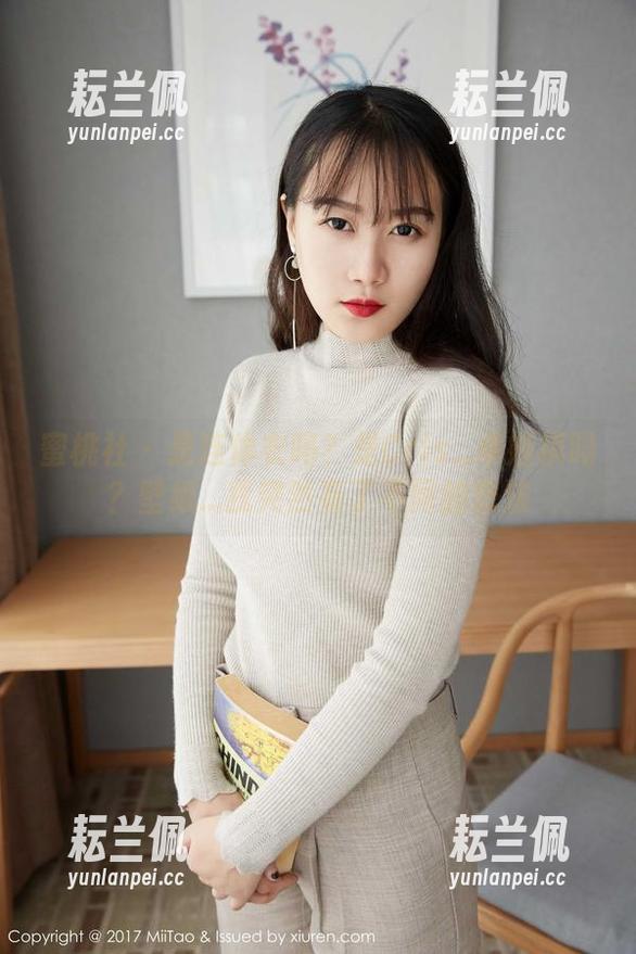 蜜桃社 - 是连体衣吗？是Cris_卓娅祺吗？壁纸...我突然有了不同的想法