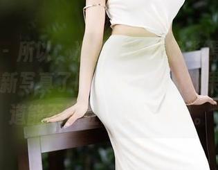 语画界 – 所以，准备好迎接杨紫嫣Cynthia的最新写真了吗？那油亮的效果，不知道能不能让人当场眩晕。