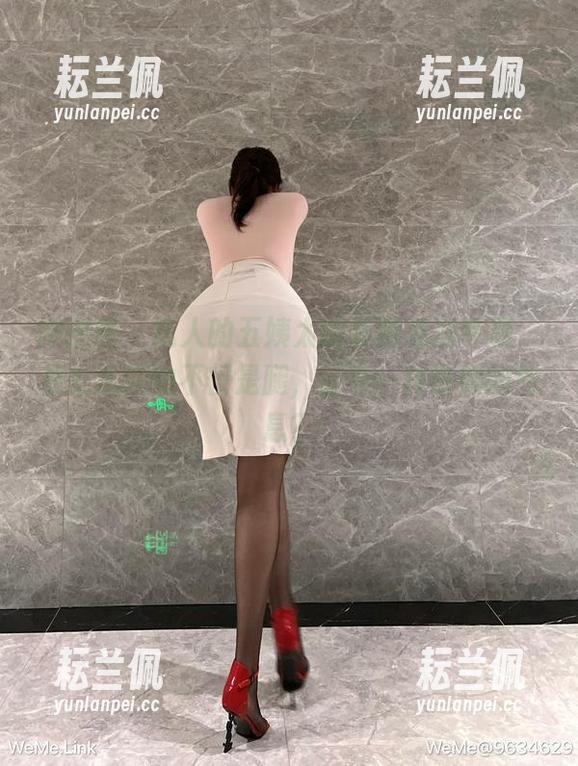 微密圈 - 迷人的五姨太的长腿私房专题，处处流露的不仅是腿，还有一种慵懒的气息？