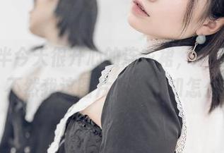 这件阿半今天很开心的连衣裙，承诺不需要圣光，不然我这图片还真不知怎么重要。