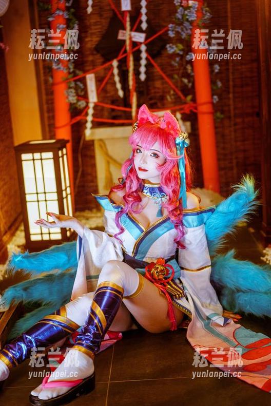 衣服越少，图库越丰富——如果雯妹不讲道理肉丝写真能说话…